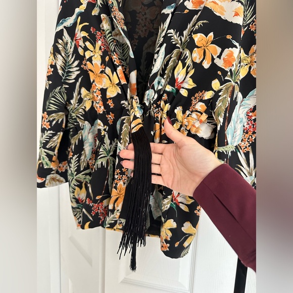 Floral blazer kimono - Picture 3 of 9